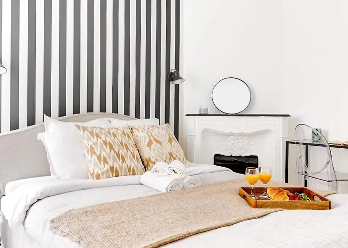 Bnbnova - 1br - Eiffel Tower & Seine Appartement Parijs