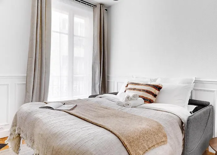 Bnbnova - 1br - Eiffel Tower & Seine Parijs